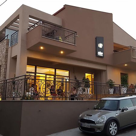 Aloe Apartments Амуліані Екстер'єр фото