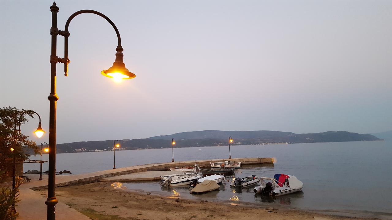 Aloe Apartments Амуліані Екстер'єр фото